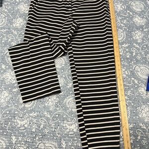 🎁2/$15 LOFT Marissa Black and Cream Striped Trousers